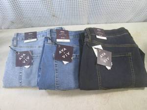 lot 97 image: (CSB) 3 New with Tags Denim Blue Je...