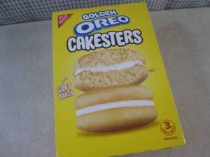 lot 182 image: (B-2) Box of 8 Packages Golden Oreo...