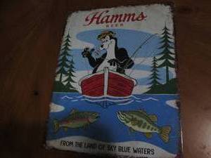 lot 524 image: Hamms blue waters metal sign...