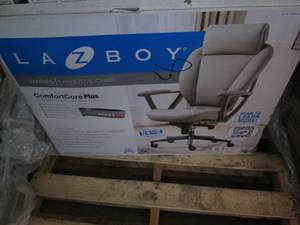 Lazyboy executive office chair...