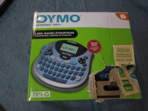 lot 61 image: Dymo lettertag 100t label maker...