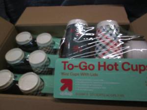 lot 106 image: 6 X 8 Packs of hot and cold cups wi...