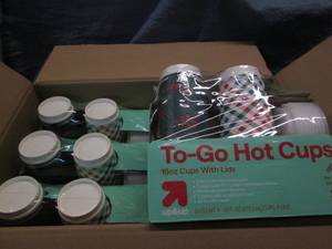 lot 109 image: 6 X 8 Packs of hot and cold cups wi...