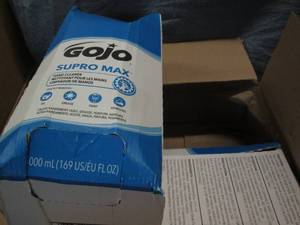 lot 110 image: GoJo supromax hand cleaner, 2 large...