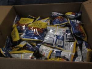 lot 119 image: 88 1 oz bags of Rold Gold tiny twis...
