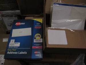 lot 146 image: Avery shipping and mailing labels...