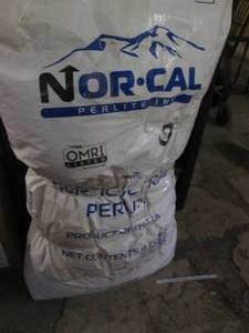 lot 192 image: Bag of NorCal pearlite soil additiv...