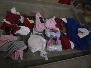 lot 218 image: Lot of socks and underwear...
