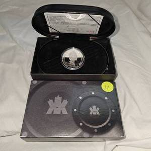 lot 14 image: 2011 RCM $20 1 oz Silver Round, 1 of 15,000 in Mint Case