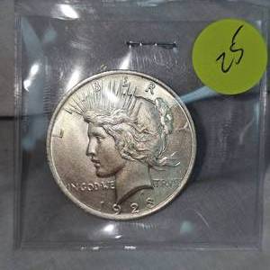 lot 25 image: 1923 Peace $1 AU