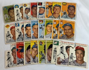 lot 27 image: 1954 Topps Baseball 25 Card Vintage Lot