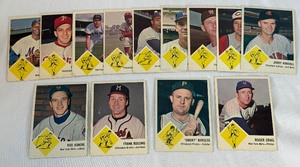 lot 41 image: 1963 Fleer Baseball 13 Card Vintage Lot