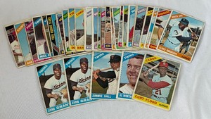 lot 45 image: 1966 Topps Baseball 33 Card Vintage Lot