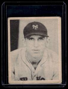 lot 10 image: 1939 Play Ball Jo-Jo Moore #79 Vintage Baseball Card