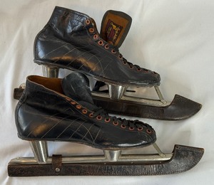 lot 72A image: Antique  Vintage Speed Skates