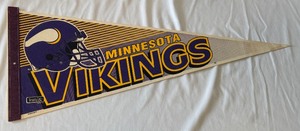 lot 93A image: Minnesota Vikings Football Pennant