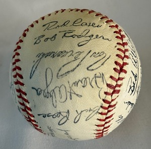 lot 37A image: Minnesota Twins Vintage Stamped Signature Baseball