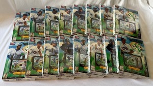 lot 135 image: (16) New in Package Donruss VXP 1.0 CD Rom Trading Cards - Griffey, Thomas, Ripken, Piazza, Maddux, A-Rod