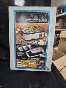 lot 46 image: Roaster Oven Buffet Serving Kit