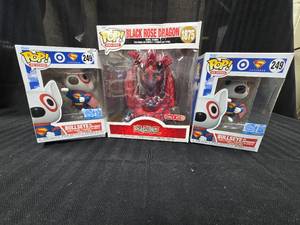 lot 94 image: 3 Pop It  1 Black Rose Diamond