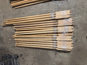 lot 10 image: Oak Baluster