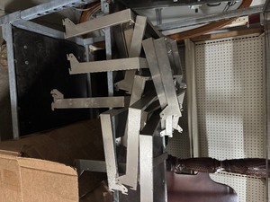 lot 16 image: Metal Hangers