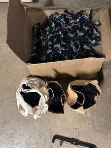 lot 17 image: Large Lot of Hangers