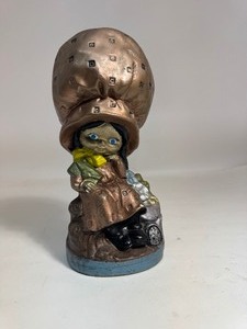 lot 27 image: 1970s Little Girl With Big Bonnet Ceramic Figurine