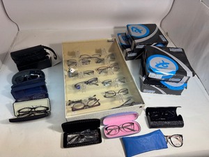 lot 127 image: Glasses Case, Glasses, & Rags
