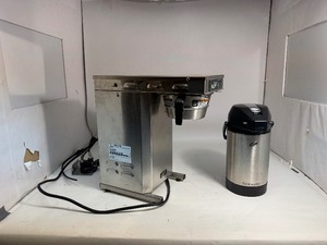 lot 131 image: Curtis TLP12A Coffee Maker