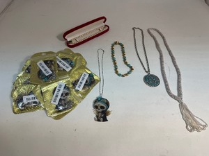 lot 111 image: Costume Jewelry