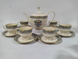 lot 17 image: Lenox Autumn Collection Teapot  Set of Six CupsSaucers