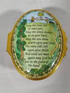 lot 29 image: Halcyon Days Enamels Irish Blessing Trinket Box