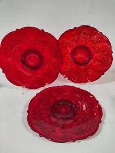 lot 82 image: Mosser Glass Inverted Thistle Ruby Red 12 Serving Plates