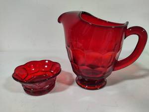 lot 89 image: Viking Ruby Red Georgian Honeycomb Pitcher & Small Dish