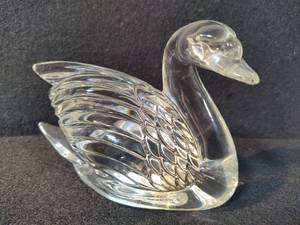 lot 152 image: Waterford Crystal Swan