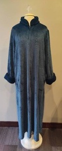 lot 154 image: Natori Plush Zip Robe (Size L)