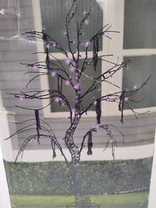 lot 156 image: Spooky Halloween Tree & Asst Decor