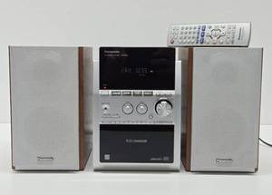 lot 226 image: Working Panasonic CD Stereo System Model SA-PM53 wRemote