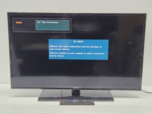 lot 227 image: Working SAMSUNG 40 Smart TV wRemote