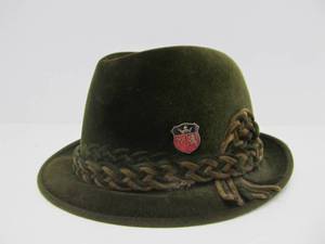 lot 105 image: Great Collection of Vintage Mens Hats #5