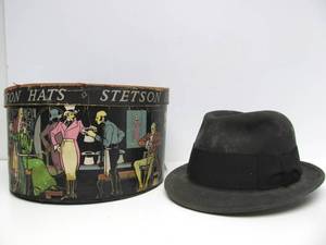 lot 107 image: Great Collection of Vintage Mens Hats #7