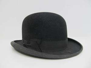 lot 113 image: Great Collection of Vintage Mens Hats #13