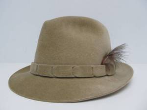 lot 116 image: Great Collection of Vintage Mens Hats #16