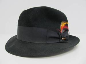lot 134 image: Great Collection of Vintage Mens Hats #35
