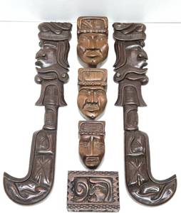 lot 281 image: Group of Mid Century Carved Wood Decor Pieces - Honduran