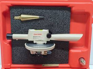 lot 296 image: Excellent Quality DAVID WHITE Meridian L6-20 Level Kit w Tripod