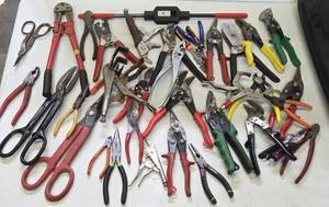 lot 306 image: LARGE Estate Lot of Assorted Cutting Tools Including Bolt Cutters