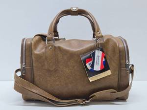 lot 330 image: NOS Unused Vintage American Tourister Sport Tote Bag