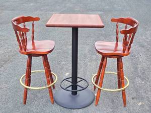 lot 388 image: Nice Condition and Quality Swivel Bar Chairs &amp Tall Table #1